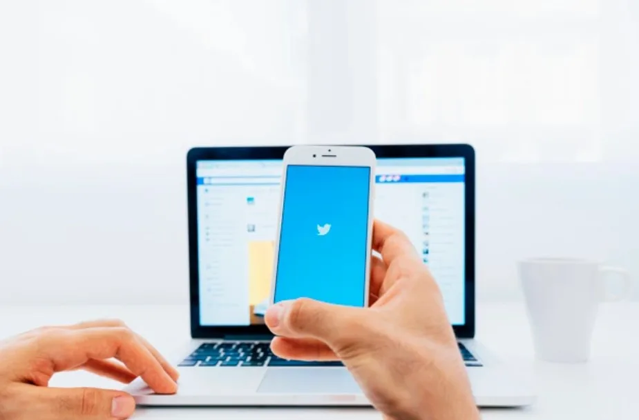 Branding Toko Online Instagram Melalui Jasa Trending Topik Twitter